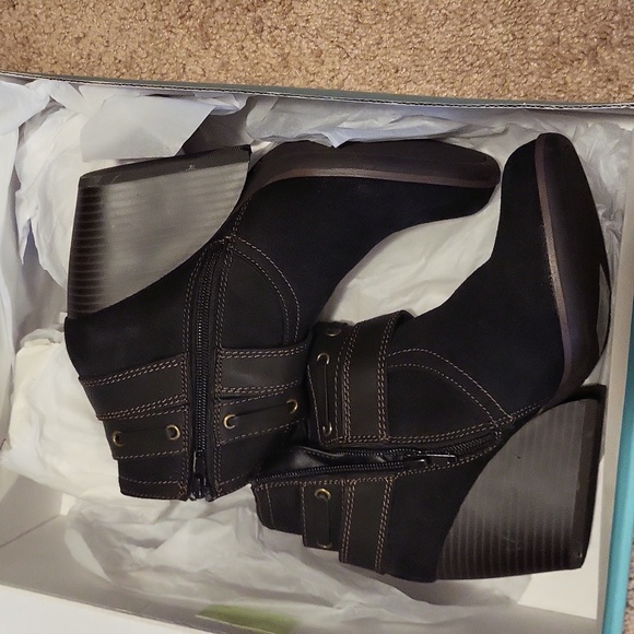 Maurices Shoes - Maurices Casey big wedge size 8